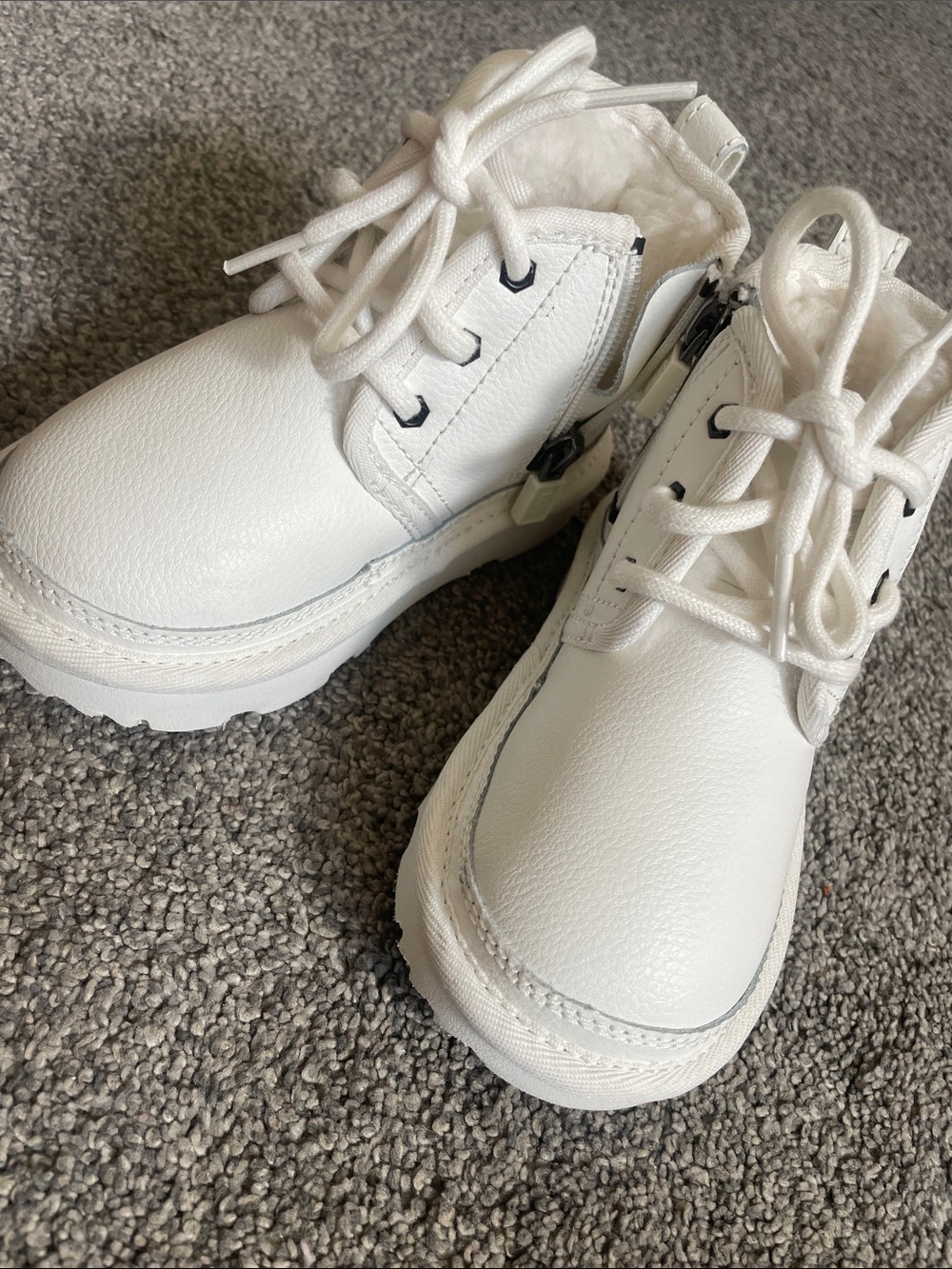 UGG kids Neumel II BOOT